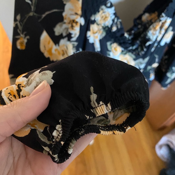 🥲SOLD🥲 Dynamite dress - Picture 3 of 4